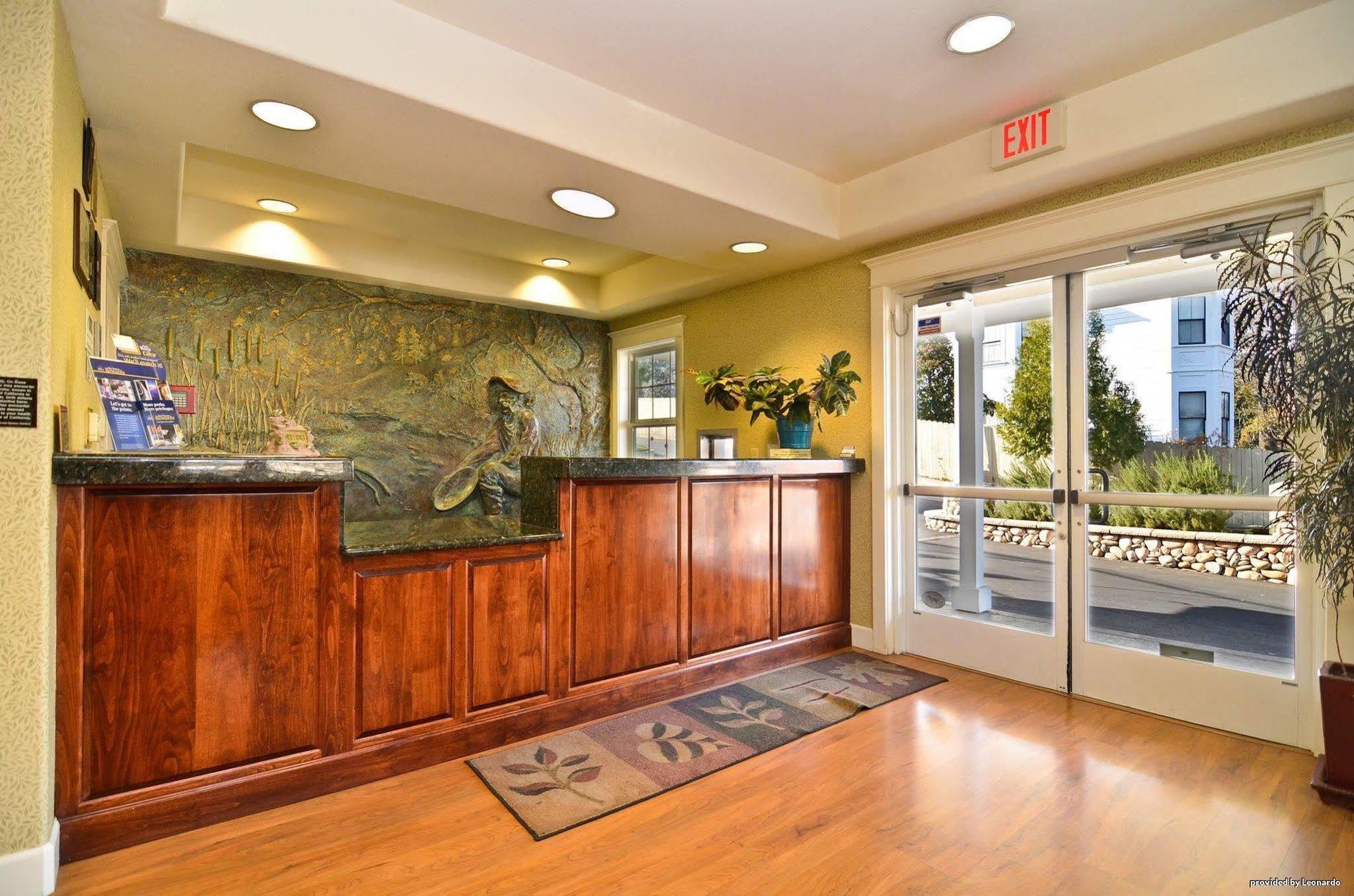 Best Western Cedar Inn & Suites Angels Camp Interior photo