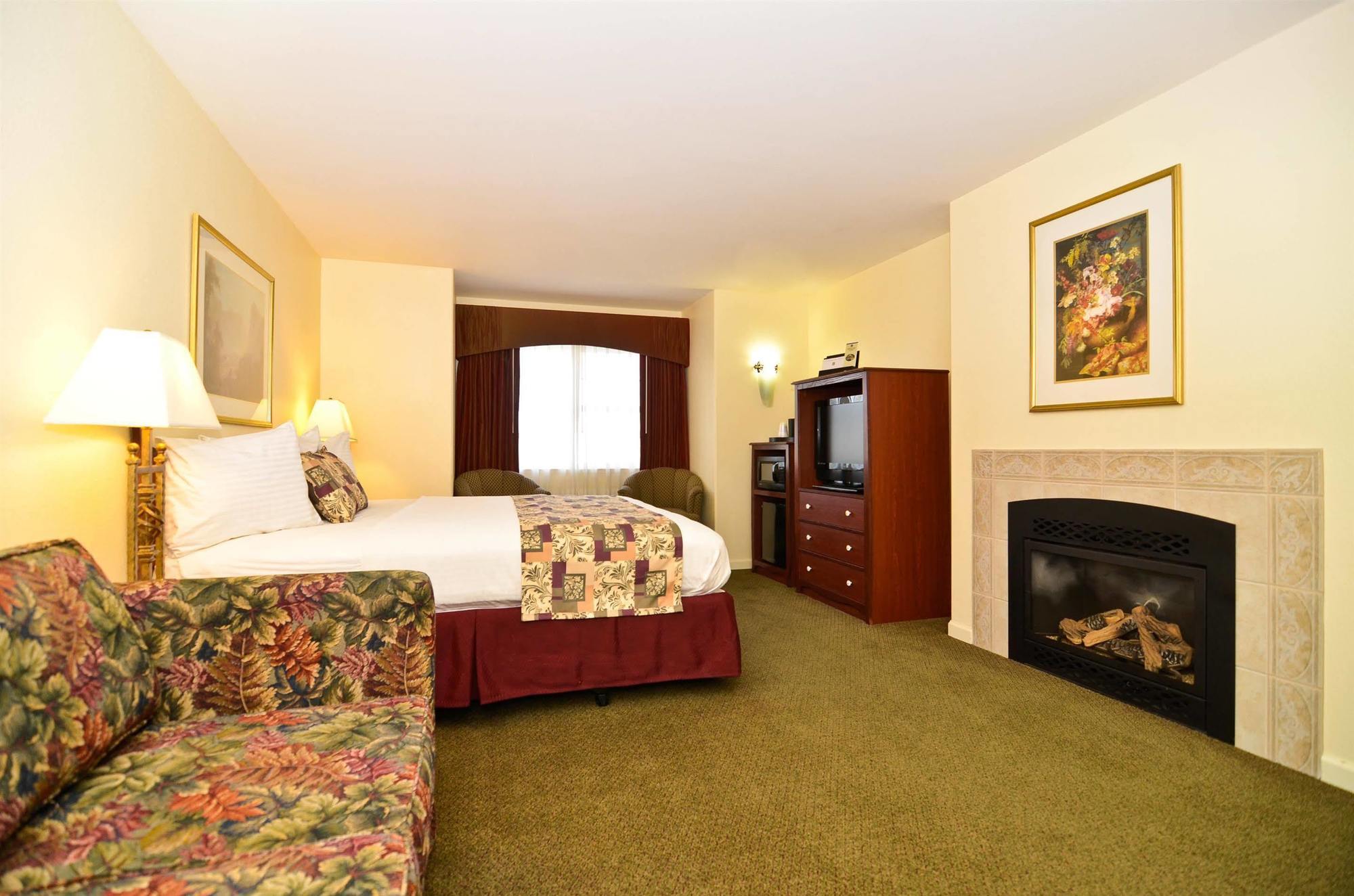 Best Western Cedar Inn & Suites Angels Camp Room photo