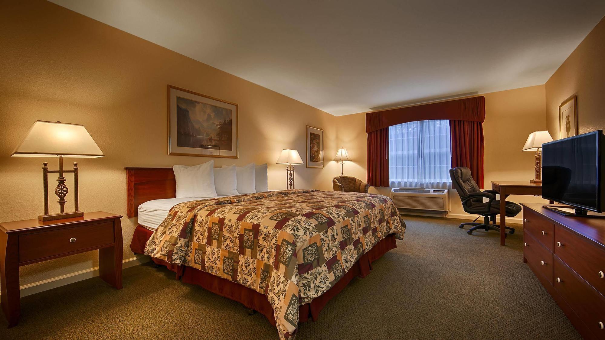 Best Western Cedar Inn & Suites Angels Camp Exterior photo